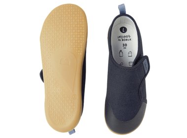 Miękkie i lekkie kapcie Bobux Indie Navy