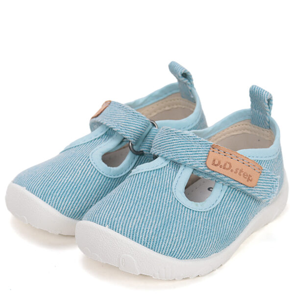 DD Step lekkie jasnoniebieskie kapcie barefoot